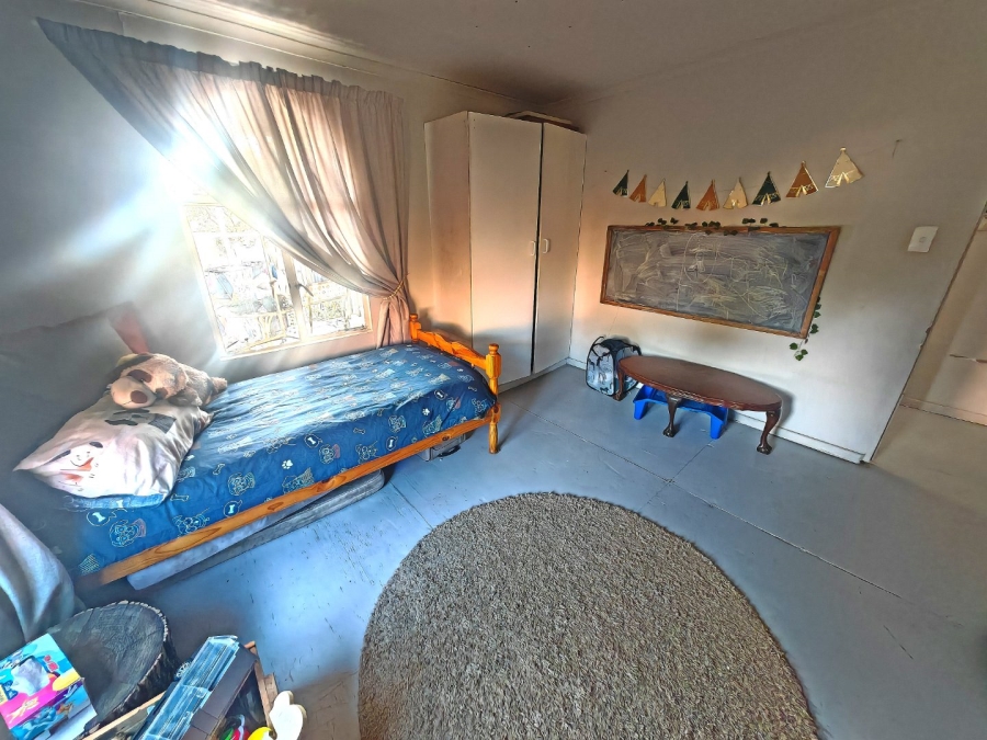 8 Bedroom Property for Sale in Fleurdal Free State